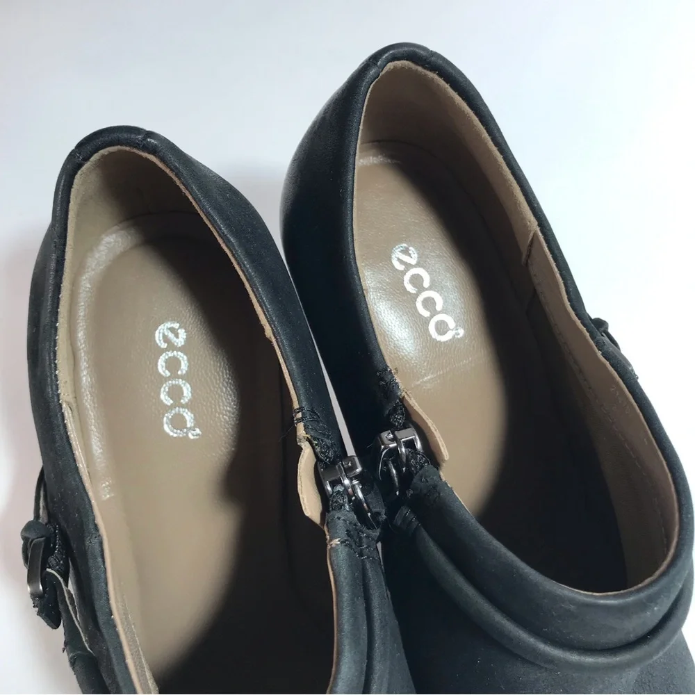 ECCO Women's Black Heeled Leather Booties Size 35 NIB - Picture 6 of 16